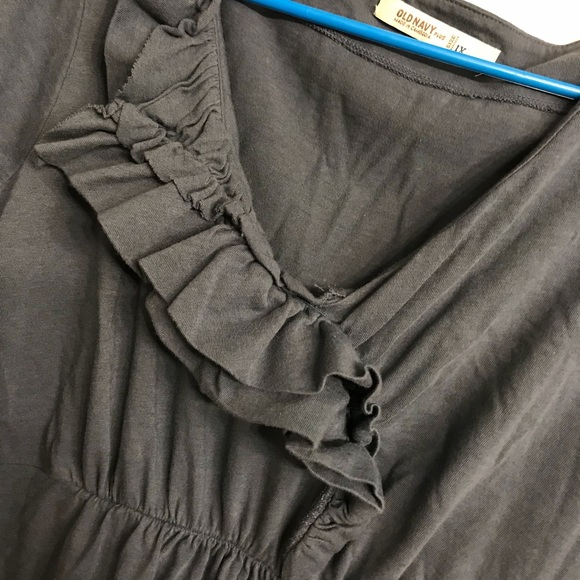 Old Navy Ruffle Detail Top - Picture 2 of 5